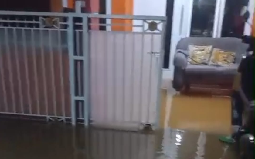 Perlakuan Barang Elektronik Habis Terendam Banjir